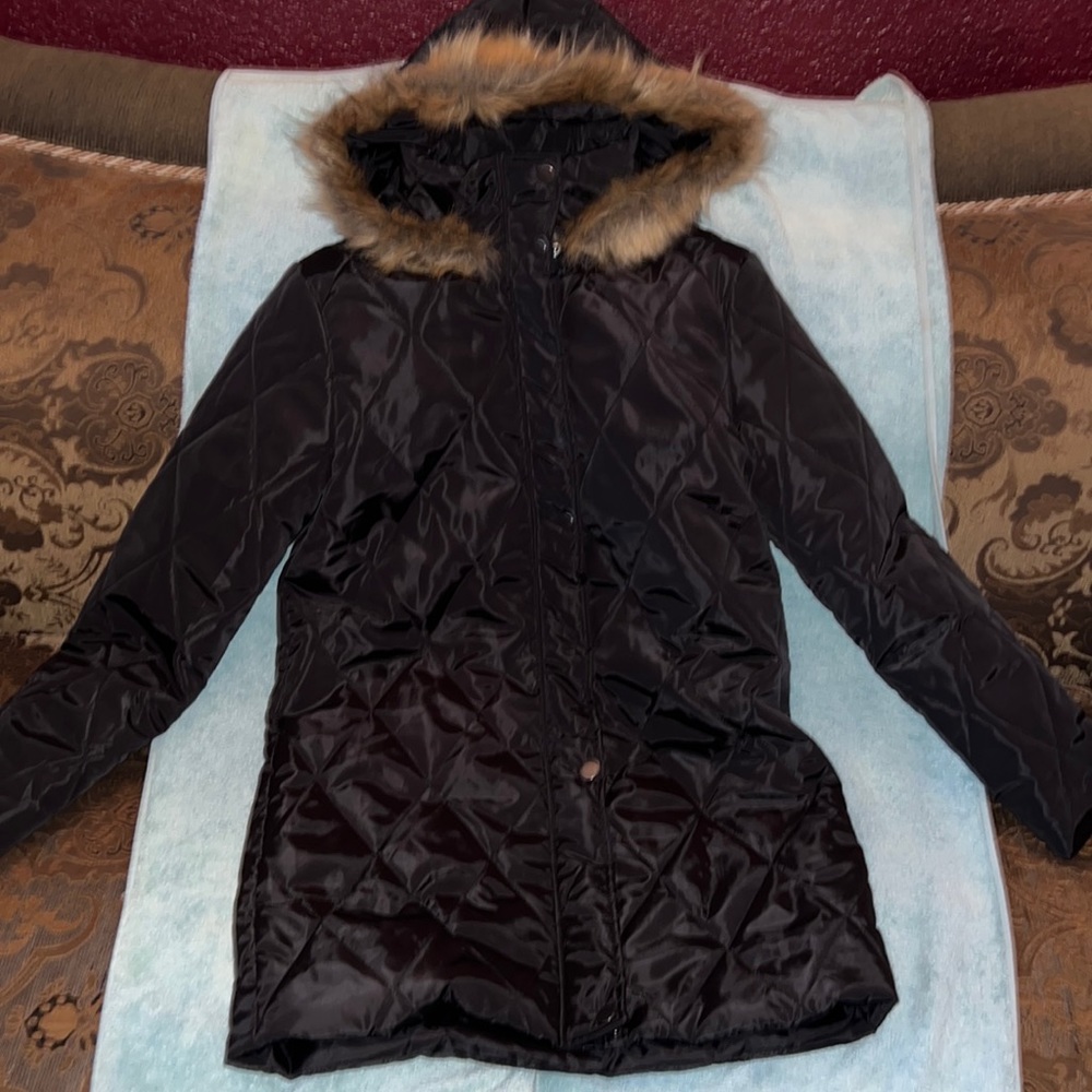 Women’s fuzzy hooded puffer long coat